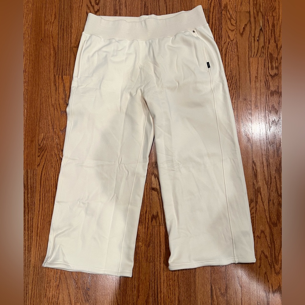 Supersu sweats, new with tags.  Beige color.